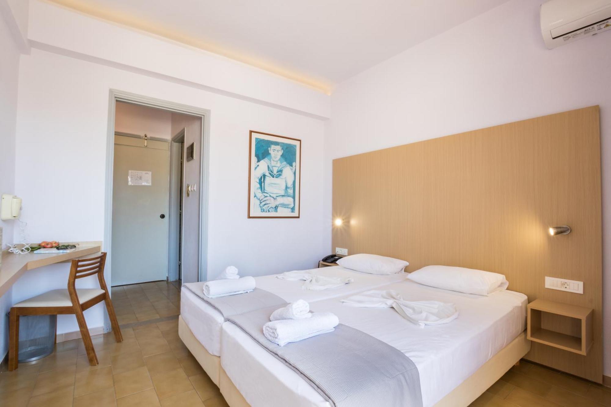 Atlantis Hotel Karpatos Zewnętrze zdjęcie