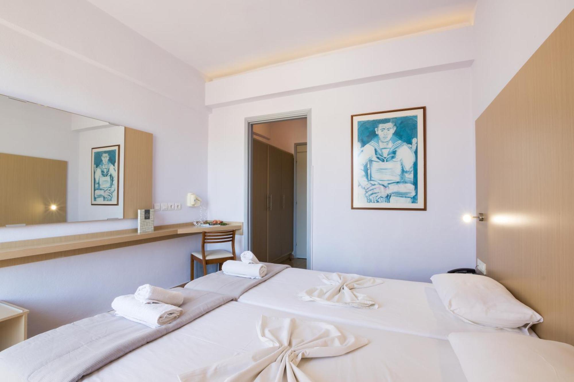 Atlantis Hotel Karpatos Zewnętrze zdjęcie