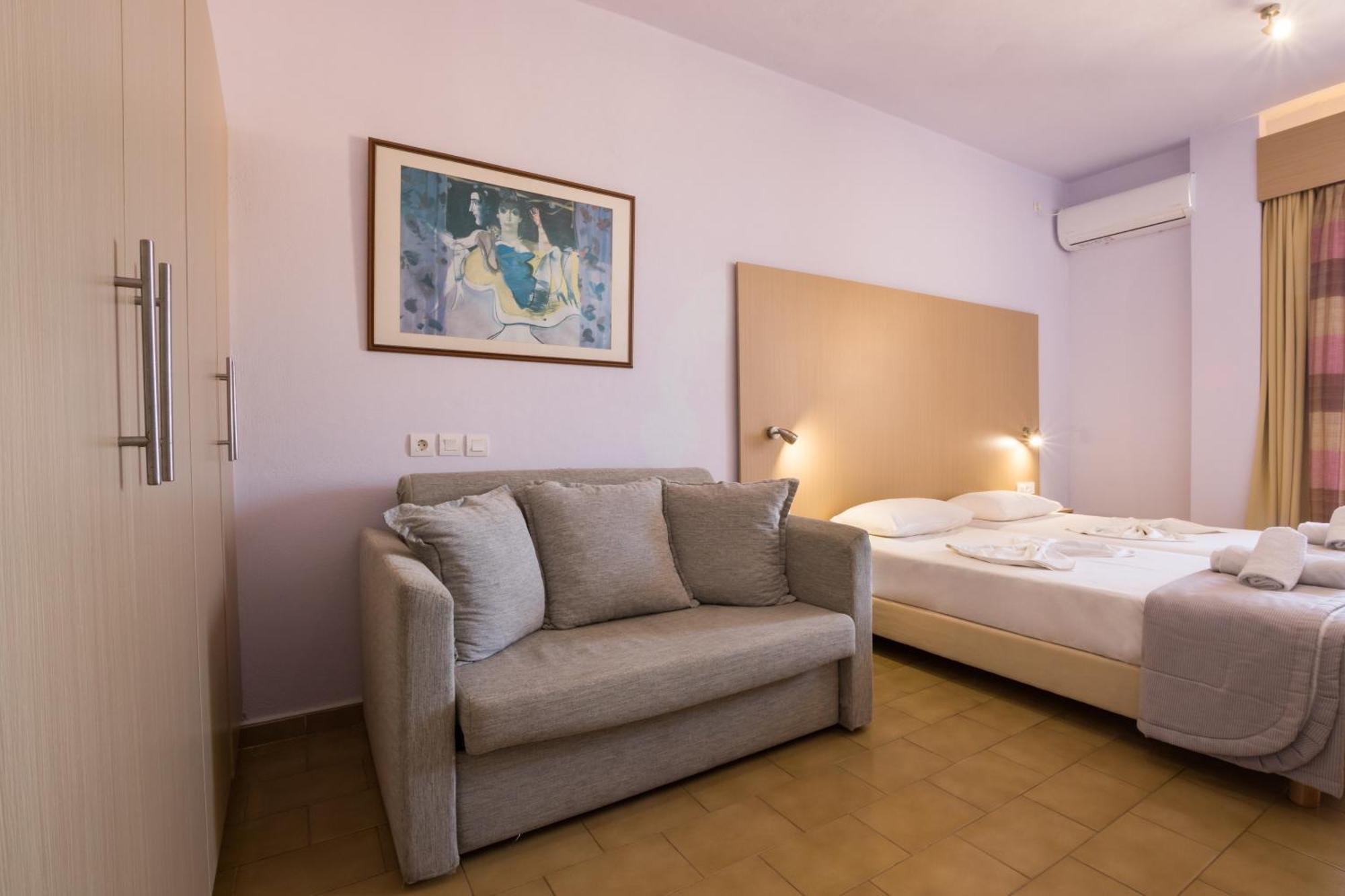 Atlantis Hotel Karpatos Zewnętrze zdjęcie