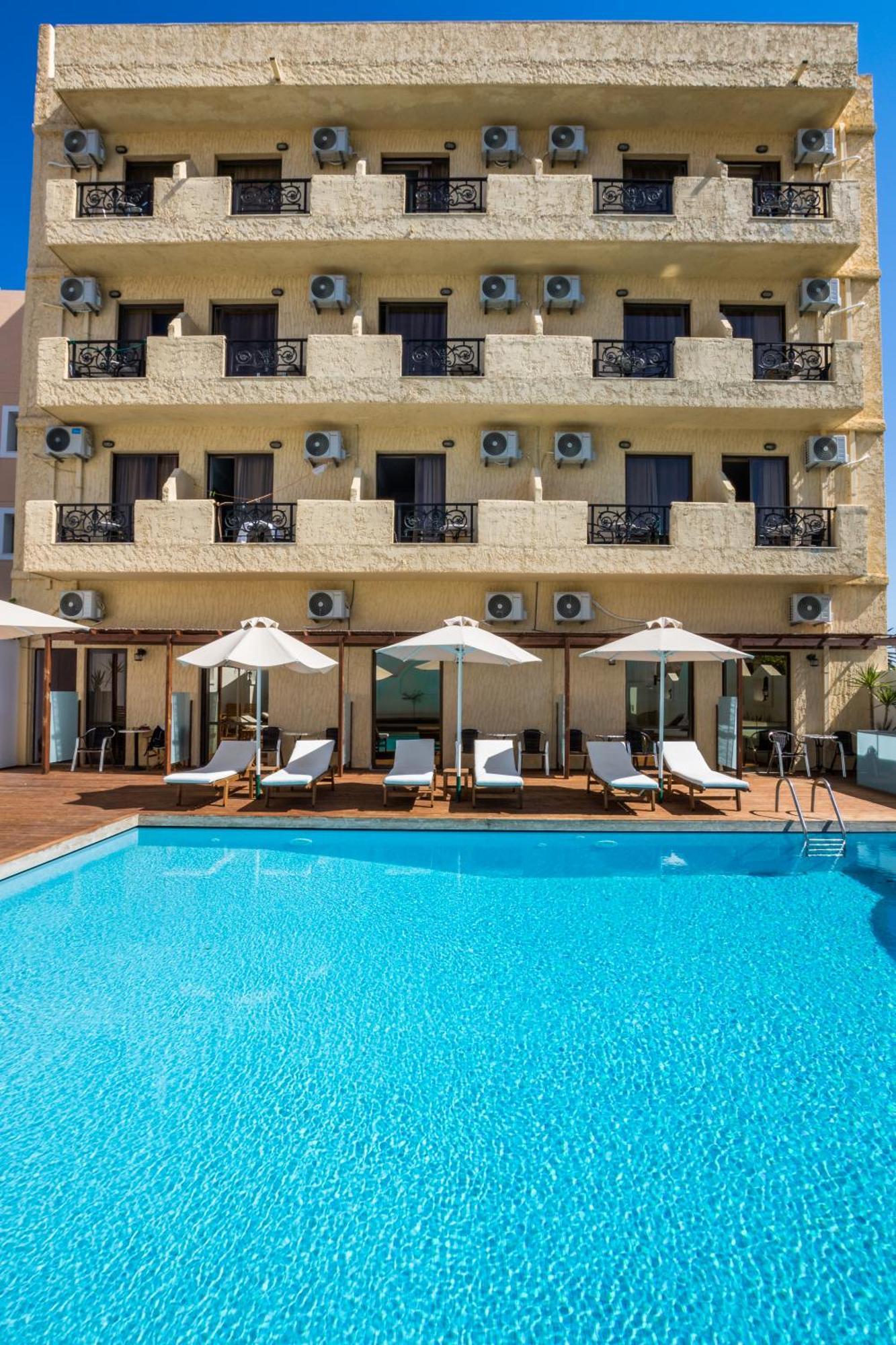 Atlantis Hotel Karpatos Zewnętrze zdjęcie