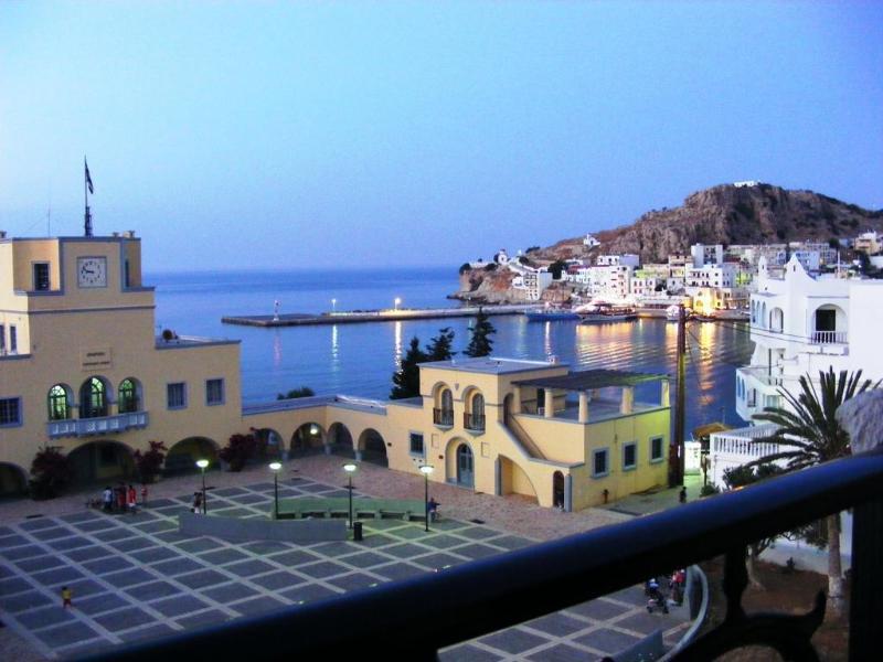 Atlantis Hotel Karpatos Zewnętrze zdjęcie