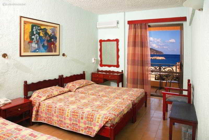 Atlantis Hotel Karpatos Zewnętrze zdjęcie